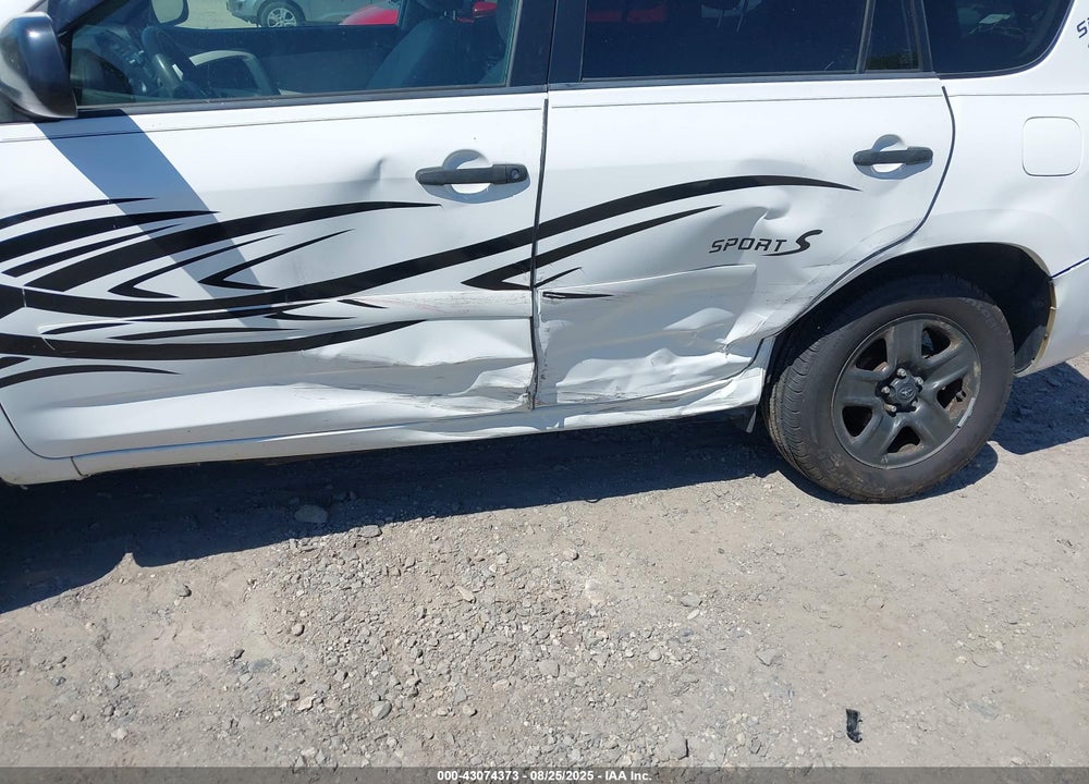 2008 TOYOTA RAV4 VIN: JTMBD33V286087950