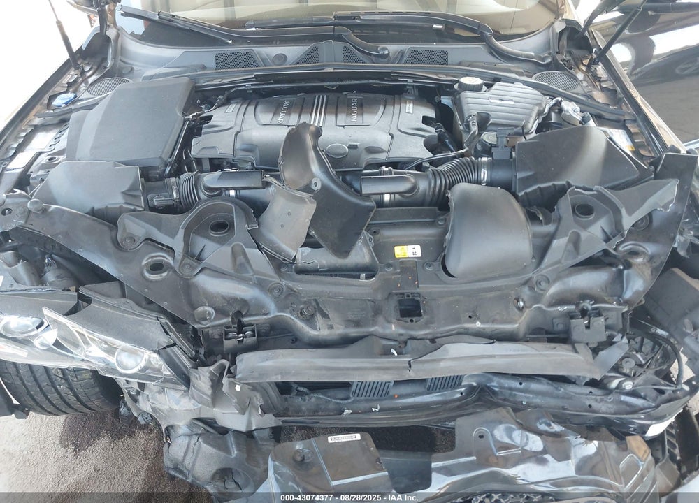 2014 JAGUAR XF V6 SC VIN: SAJWJ0EF9E8U28437