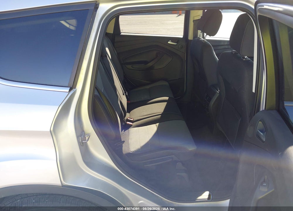 2015 FORD ESCAPE VIN: 1FMCU9G94FUB84723