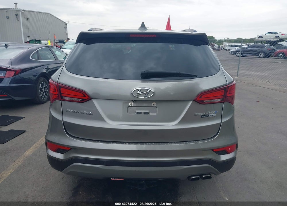 2017 HYUNDAI SANTA FE VIN: 5XYZWDLA0HG501719