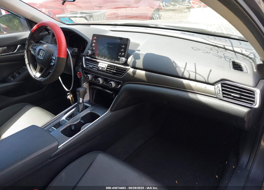 2019 HONDA ACCORD VIN: 1HGCV1F16KA027741