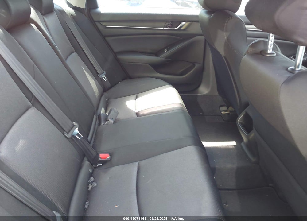 2019 HONDA ACCORD VIN: 1HGCV1F16KA027741