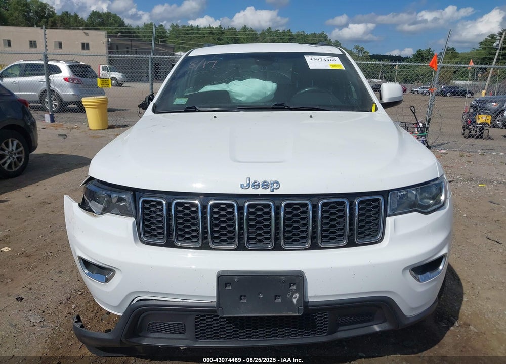 2019 JEEP GRAND CHEROKEE LAREDO E 4X4 VIN: 1C4RJFAG7KC849143