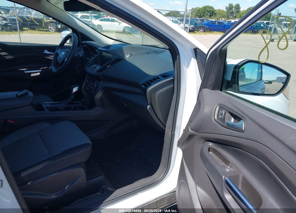 2019 FORD ESCAPE SE VIN: 1FMCU9GD3KUB04410