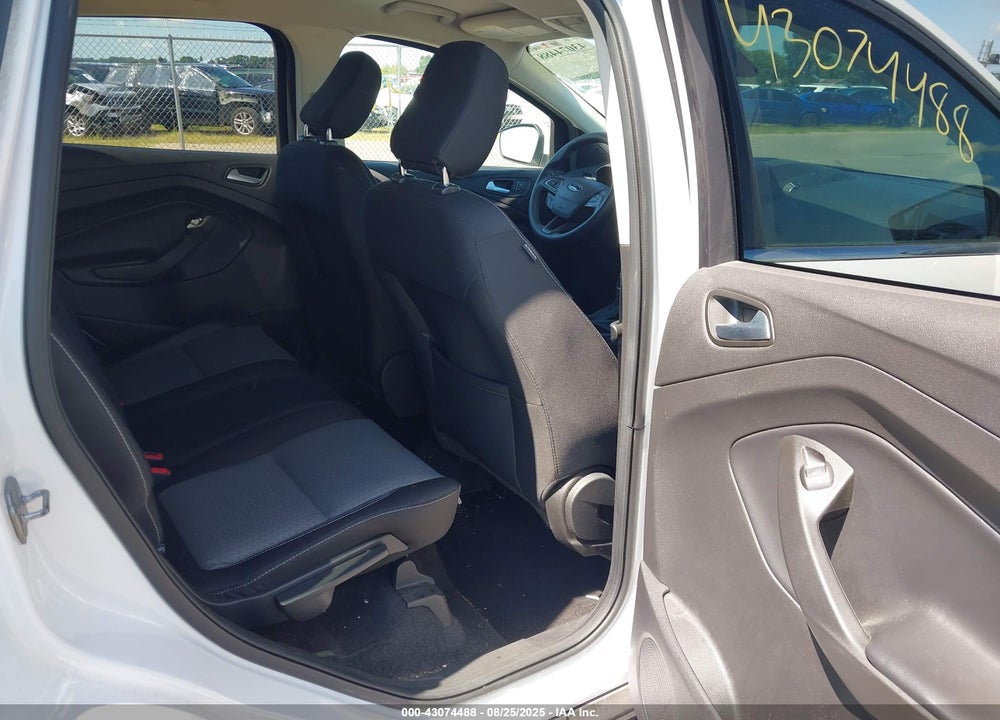 2019 FORD ESCAPE SE VIN: 1FMCU9GD3KUB04410