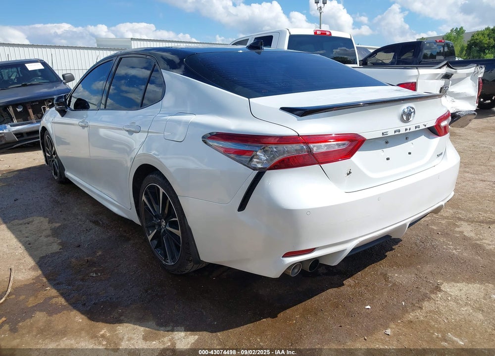 2018 TOYOTA CAMRY VIN: 4T1BZ1HK9JU006038