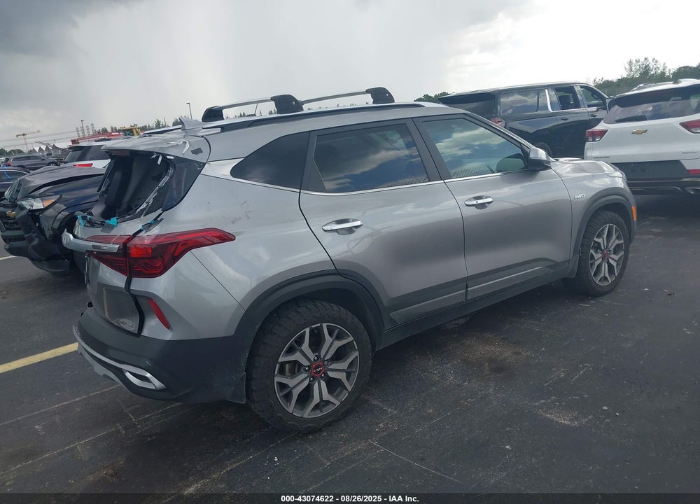 2022 KIA SELTOS VIN: KNDETCA27N7293473