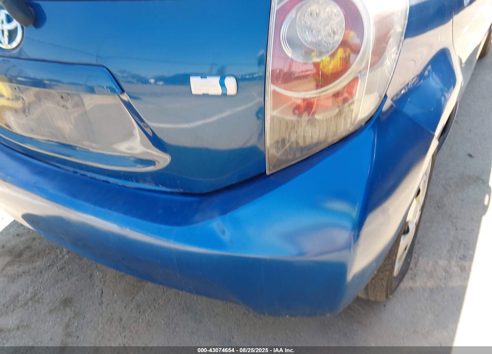 2012 TOYOTA PRIUS C VIN: JTDKDTB30C1504830