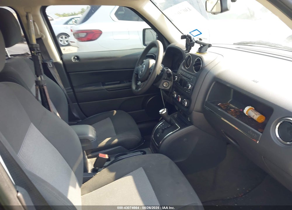 2016 JEEP PATRIOT VIN: 1C4NJPBB3GD813118