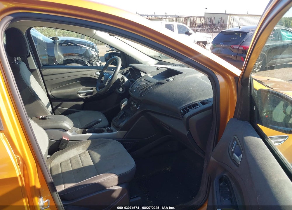 2016 FORD ESCAPE VIN: 1FMCU0G76GUC86987