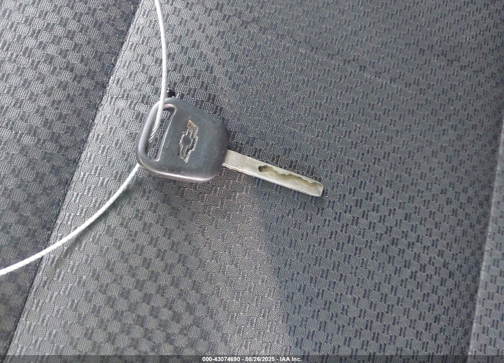2015 CHEVROLET SILVERADO 1500 VIN: 1GCVKREC6FZ161108