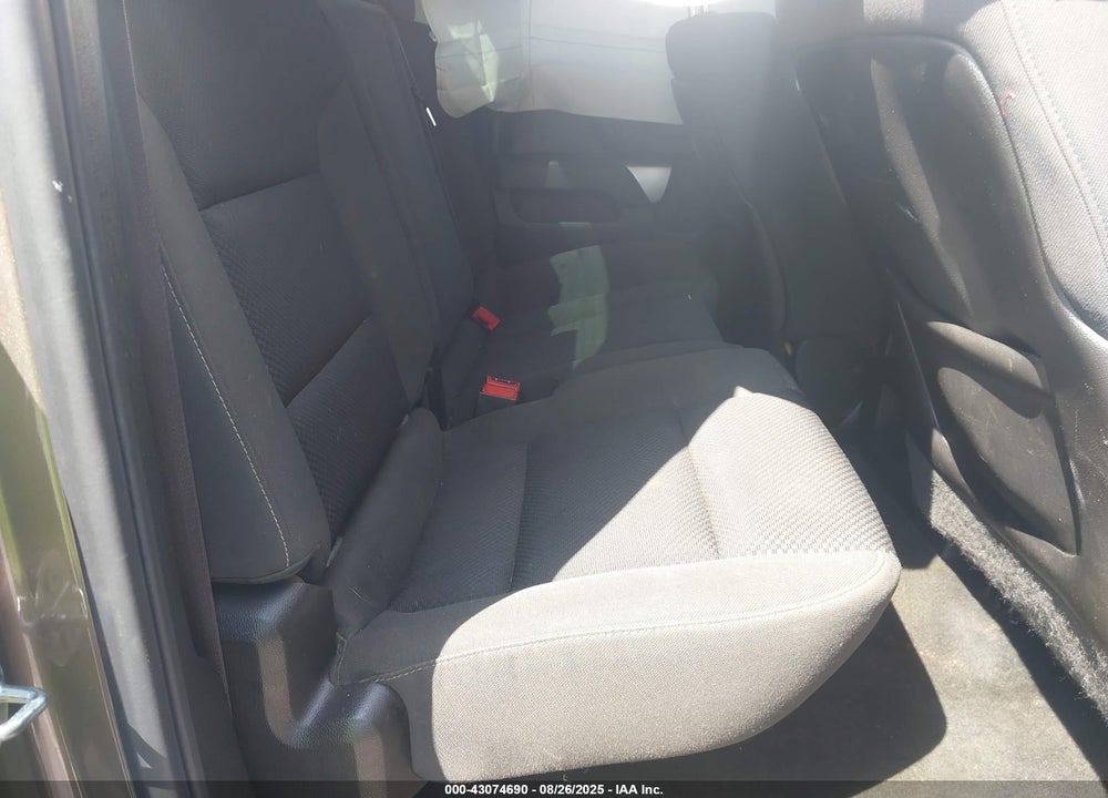 2015 CHEVROLET SILVERADO 1500 VIN: 1GCVKREC6FZ161108