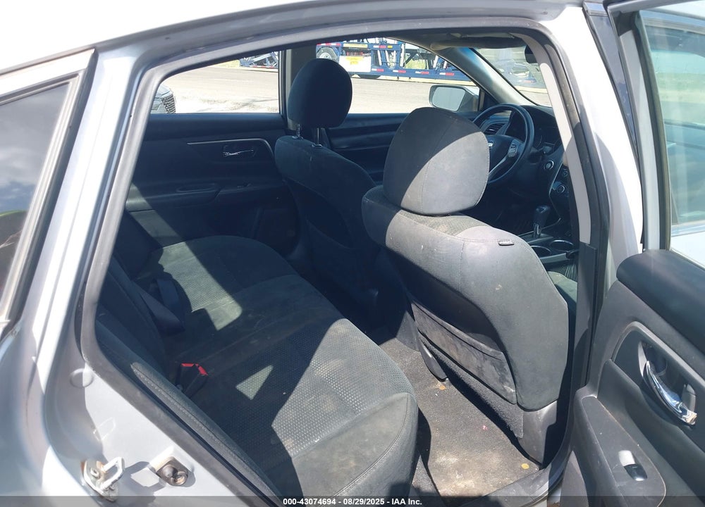 2015 NISSAN ALTIMA VIN: 1N4AL3AP7FN912411