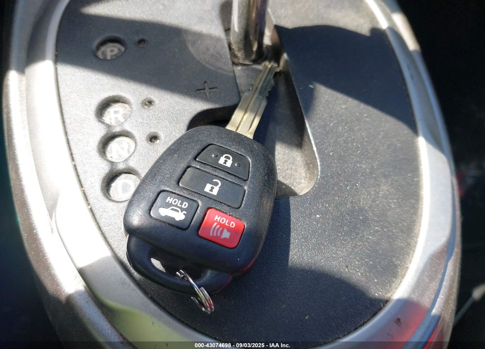 2012 TOYOTA CAMRY LE VIN: 4T4BF1FK2CR260257