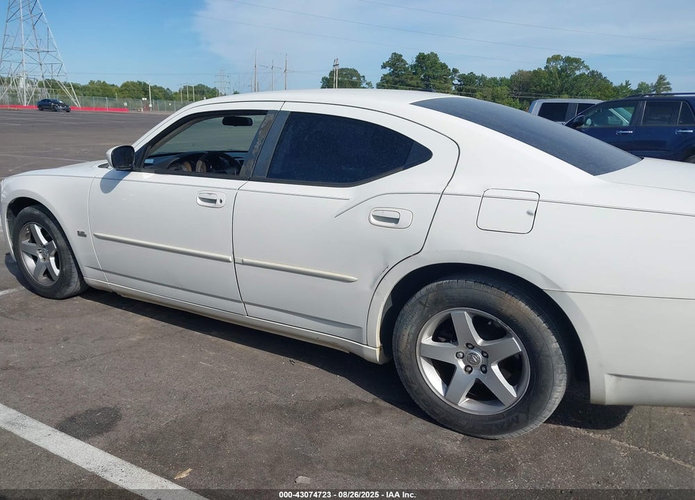 2010 DODGE CHARGER VIN: 2B3CA3CV1AH244564