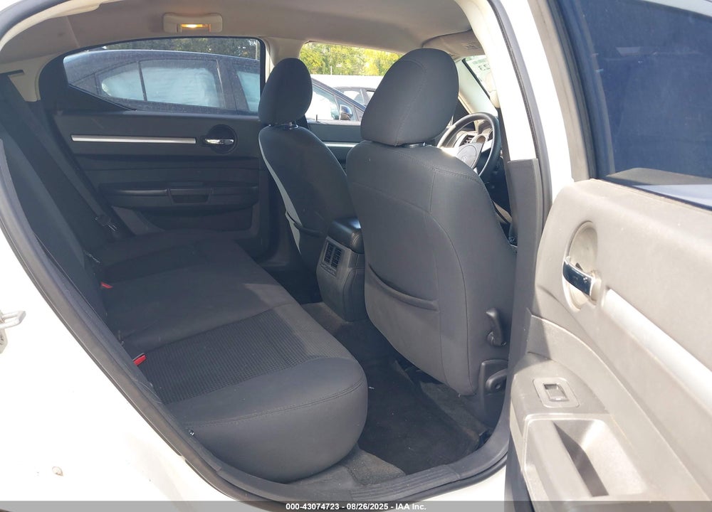 2010 DODGE CHARGER VIN: 2B3CA3CV1AH244564