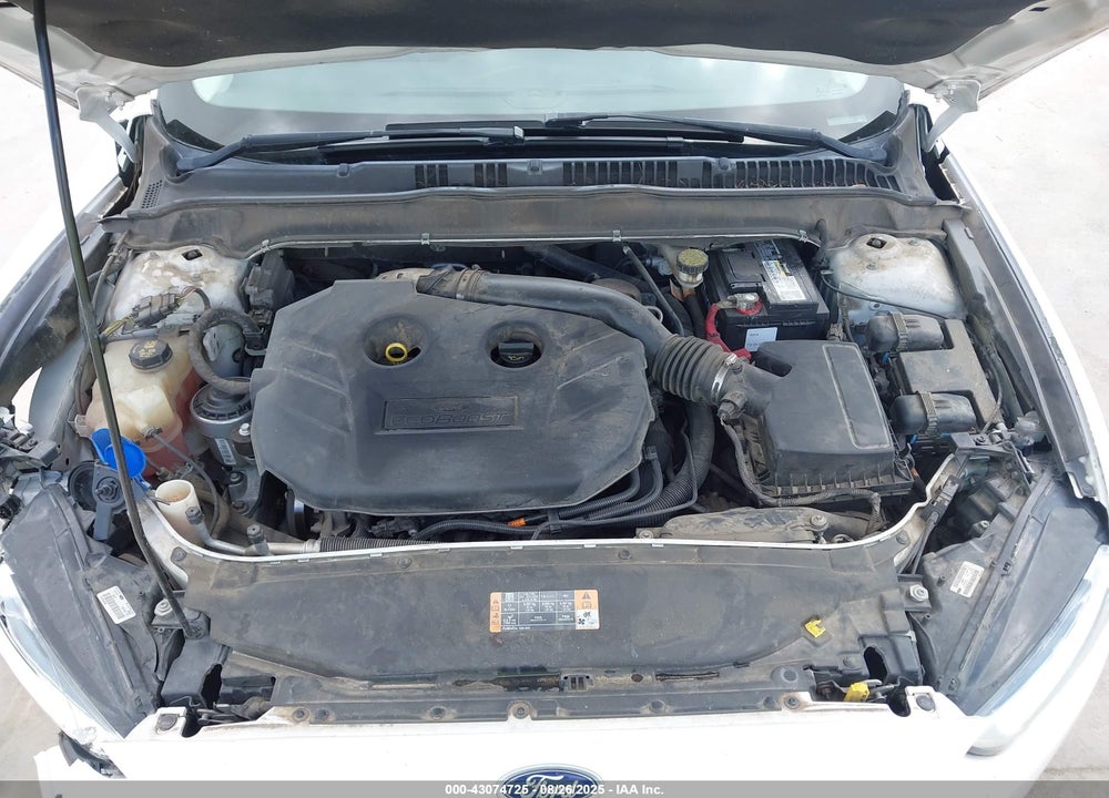 2015 FORD FUSION SE VIN: 3FA6P0H93FR143192