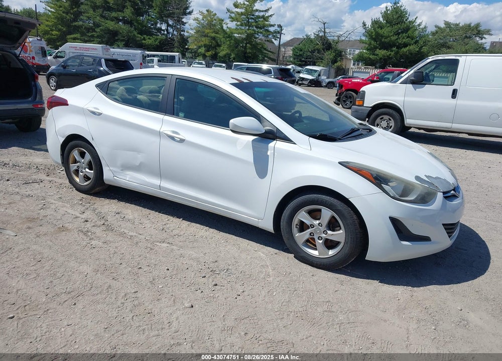 2015 HYUNDAI ELANTRA SE VIN: 5NPDH4AEXFH564701