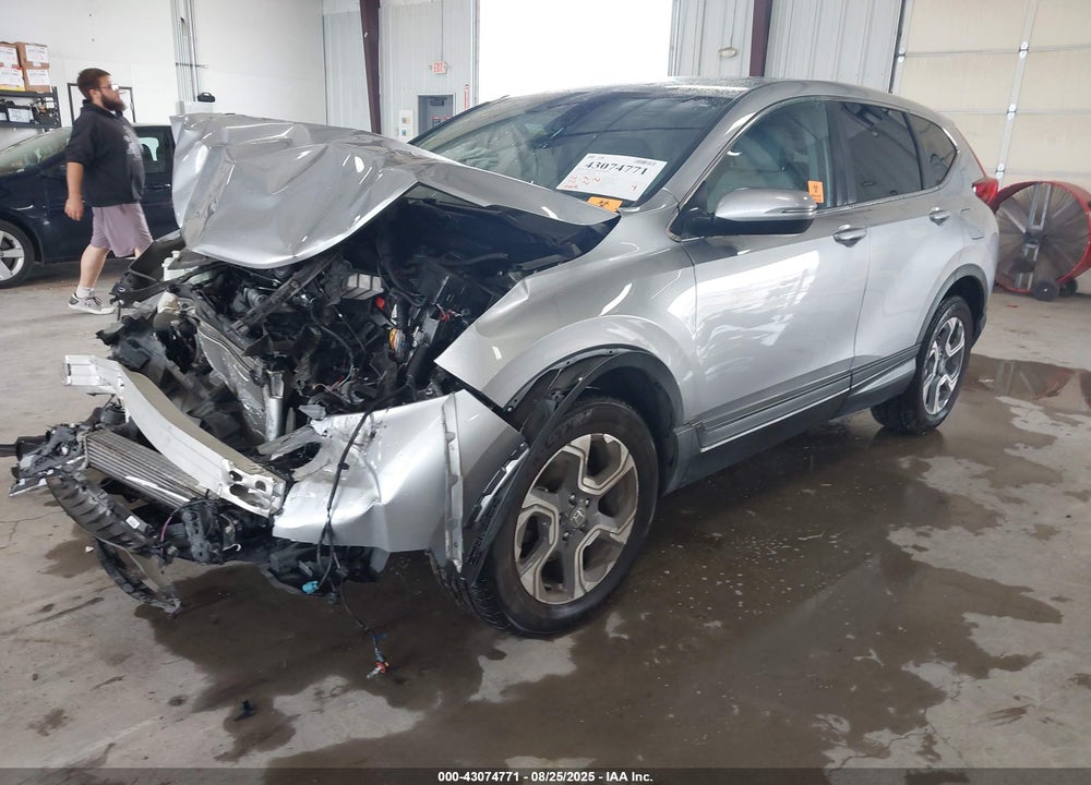 2018 HONDA CR-V VIN: 7FARW2H89JE005765