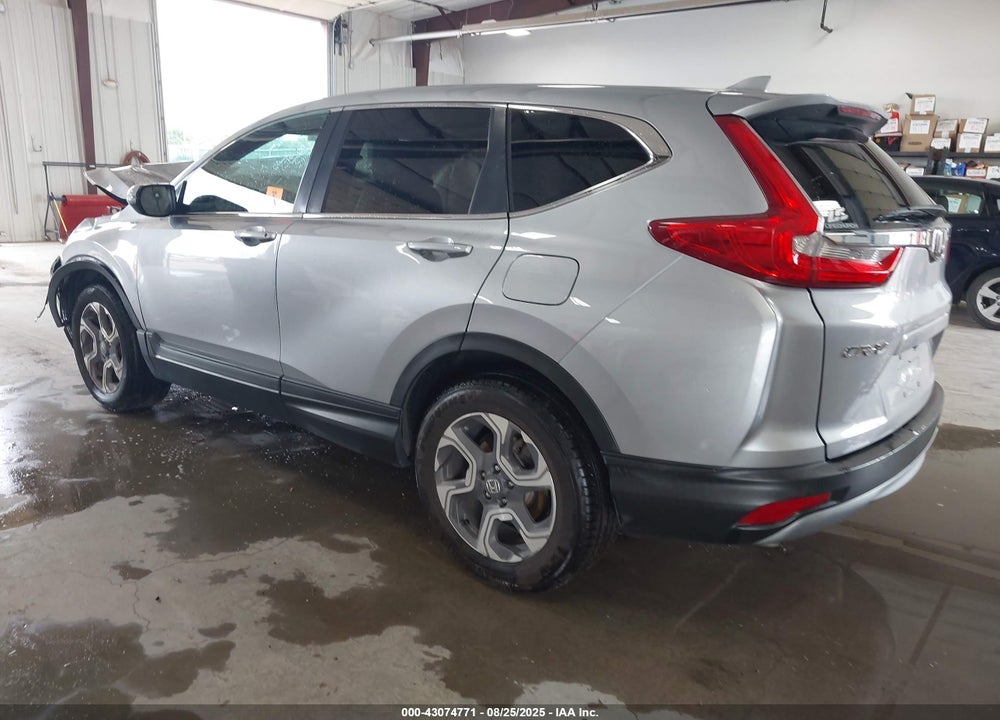 2018 HONDA CR-V VIN: 7FARW2H89JE005765