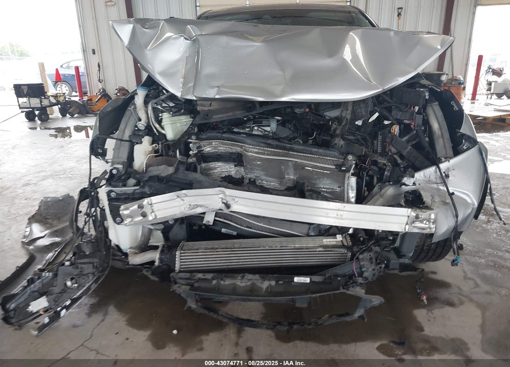 2018 HONDA CR-V VIN: 7FARW2H89JE005765