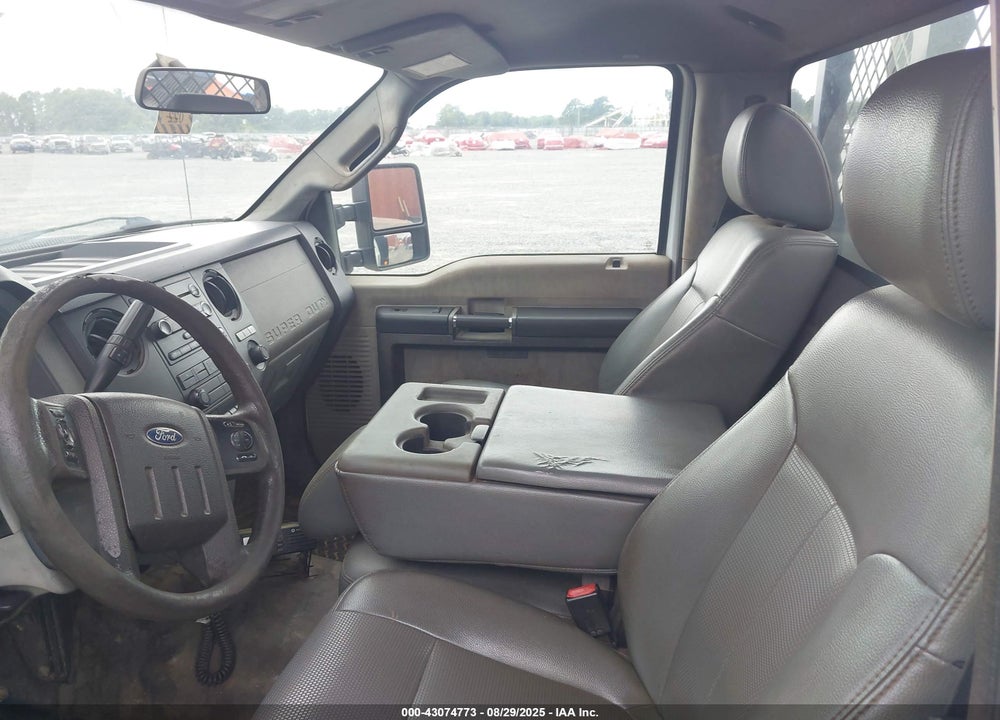2015 FORD F-350 CHASSIS XL VIN: 1FDRF3G62FEB33447