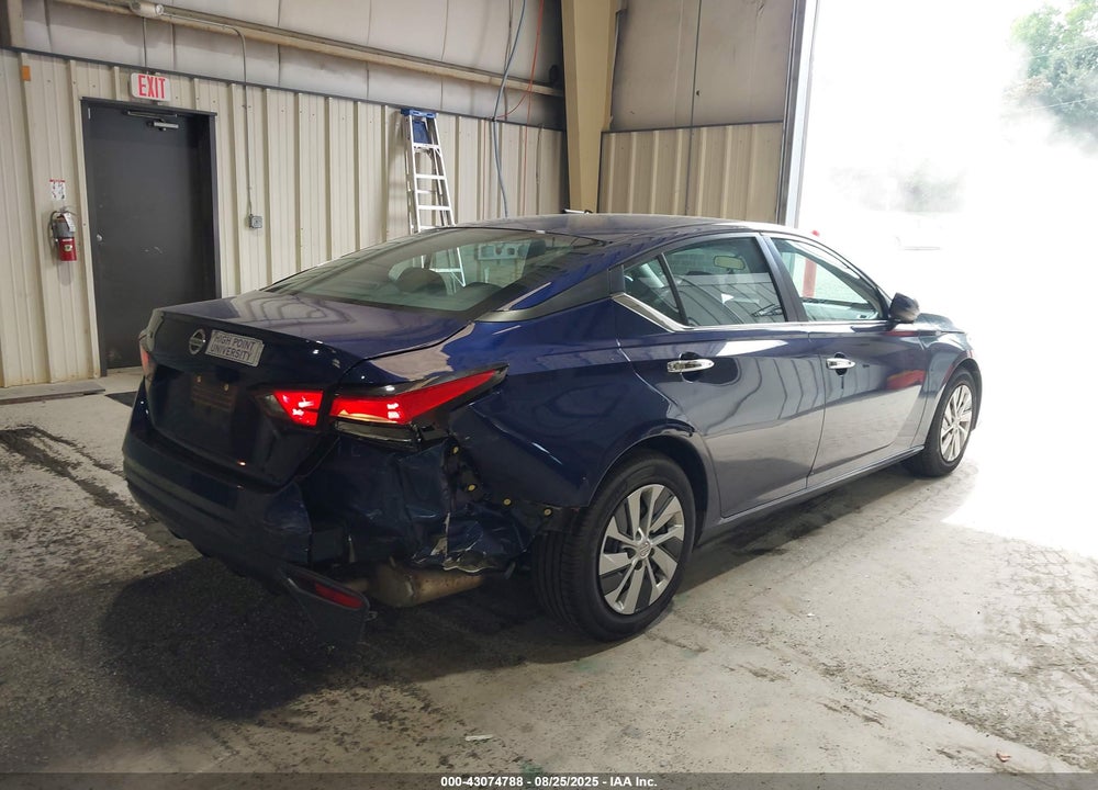 2022 NISSAN ALTIMA S FWD VIN: 1N4BL4BV6NN300304