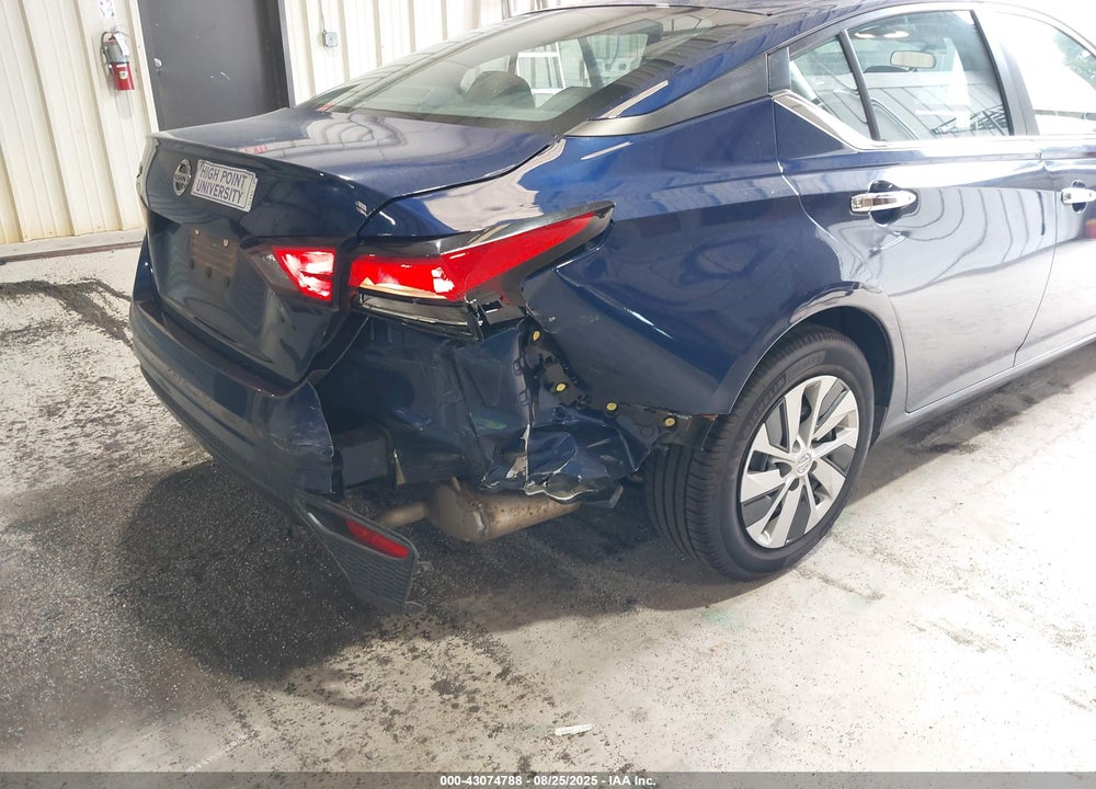 2022 NISSAN ALTIMA S FWD VIN: 1N4BL4BV6NN300304