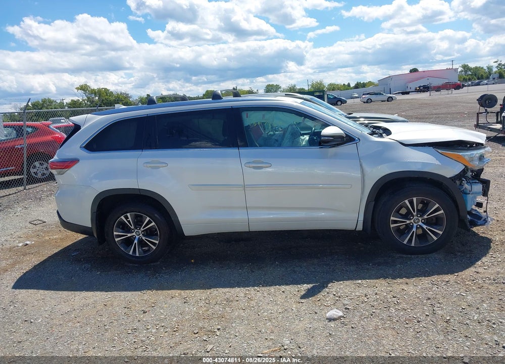 2016 TOYOTA HIGHLANDER VIN: 5TDJKRFHXGS312480