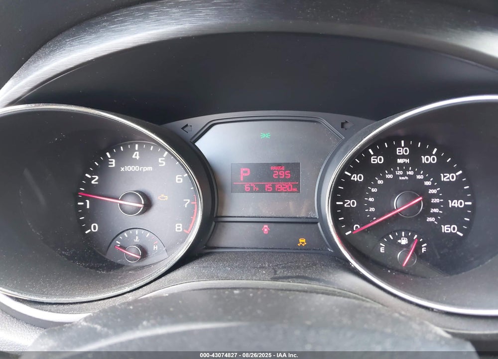 2016 KIA SEDONA LX VIN: KNDMB5C16G6190021