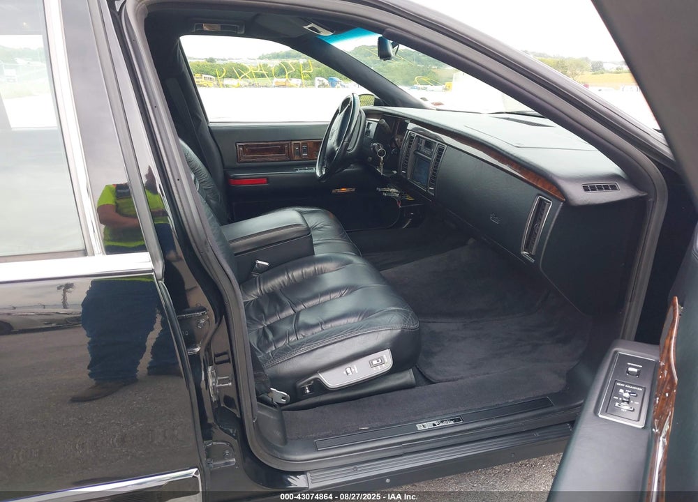 1995 CADILLAC FLEETWOOD BROUGHAM VIN: 1G6DW52P5SR710522