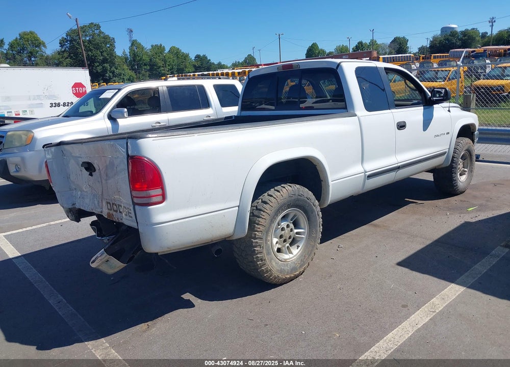 2002 DODGE DAKOTA SLT VIN: 1B7GG42N32S508920