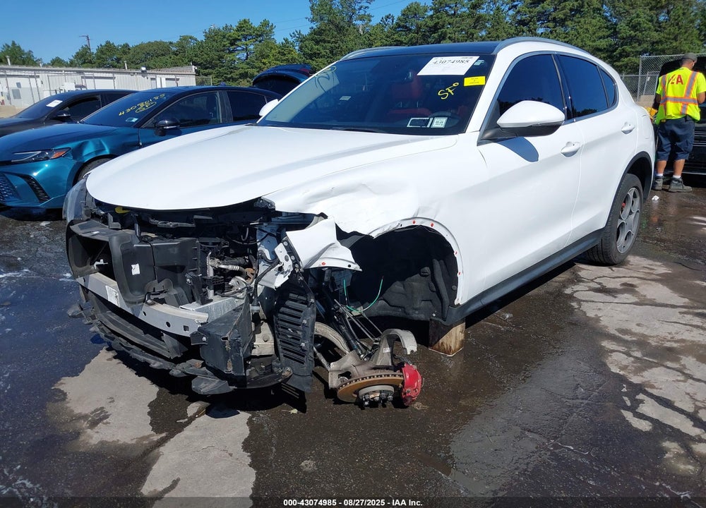 2018 ALFA ROMEO STELVIO VIN: ZASFAKAN1J7C28750