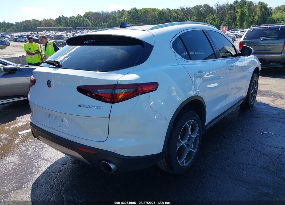 2018 ALFA ROMEO STELVIO VIN: ZASFAKAN1J7C28750