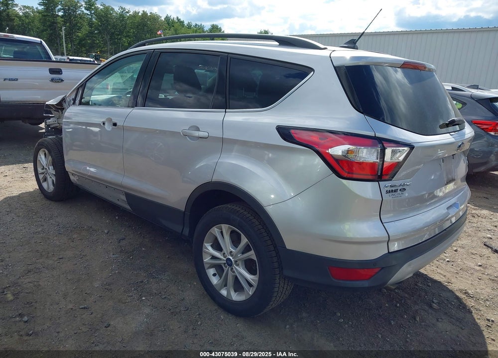 2018 FORD ESCAPE VIN: 1FMCU9HD7JUB92410