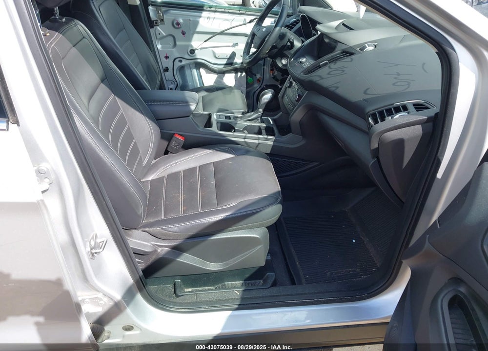 2018 FORD ESCAPE VIN: 1FMCU9HD7JUB92410