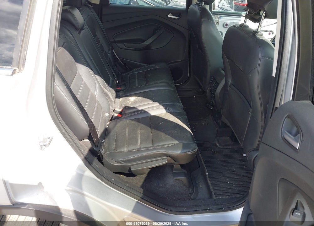 2018 FORD ESCAPE VIN: 1FMCU9HD7JUB92410