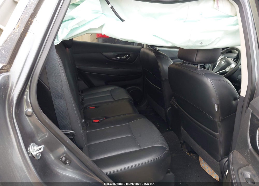 2015 NISSAN ROGUE VIN: 5N1AT2MV9FC920516