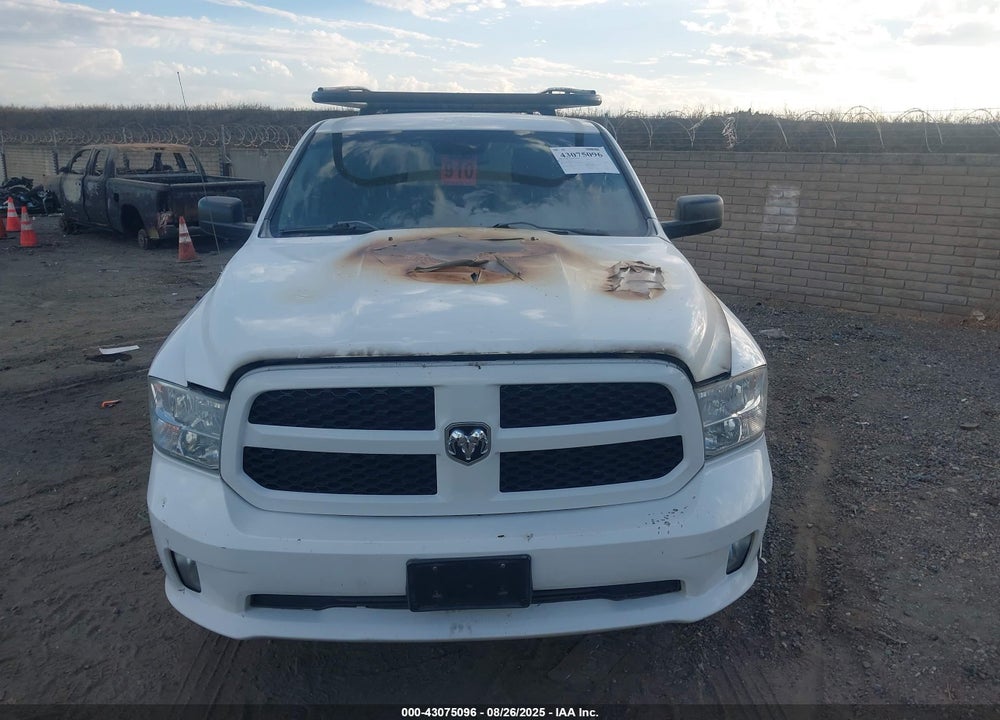 2014 RAM 1500 VIN: 1C6RR7KT1ES322582