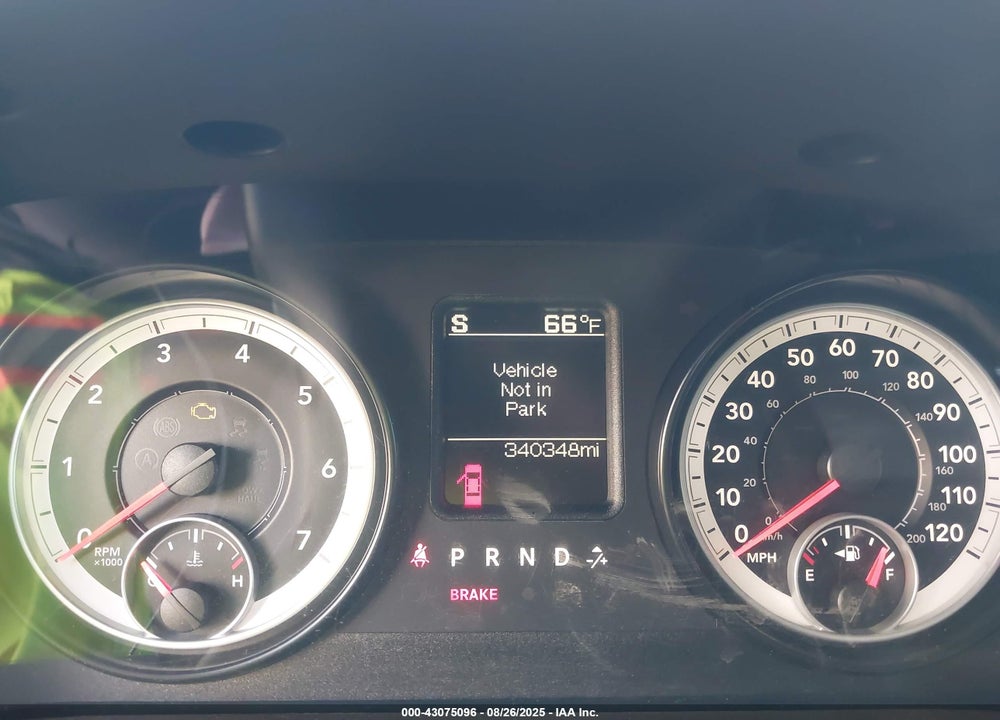 2014 RAM 1500 VIN: 1C6RR7KT1ES322582