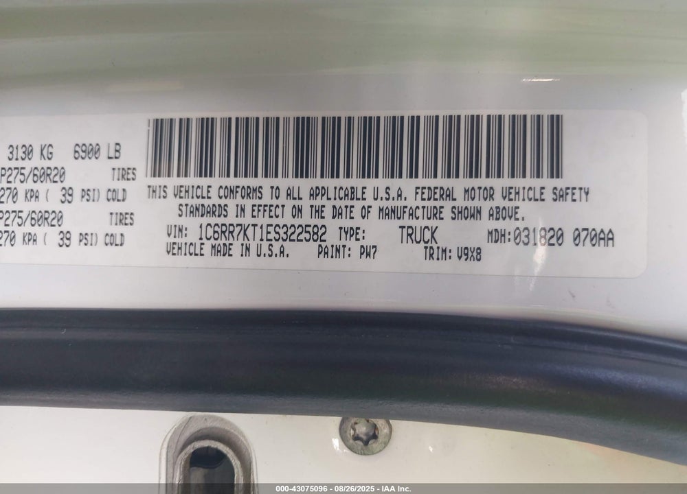 2014 RAM 1500 VIN: 1C6RR7KT1ES322582