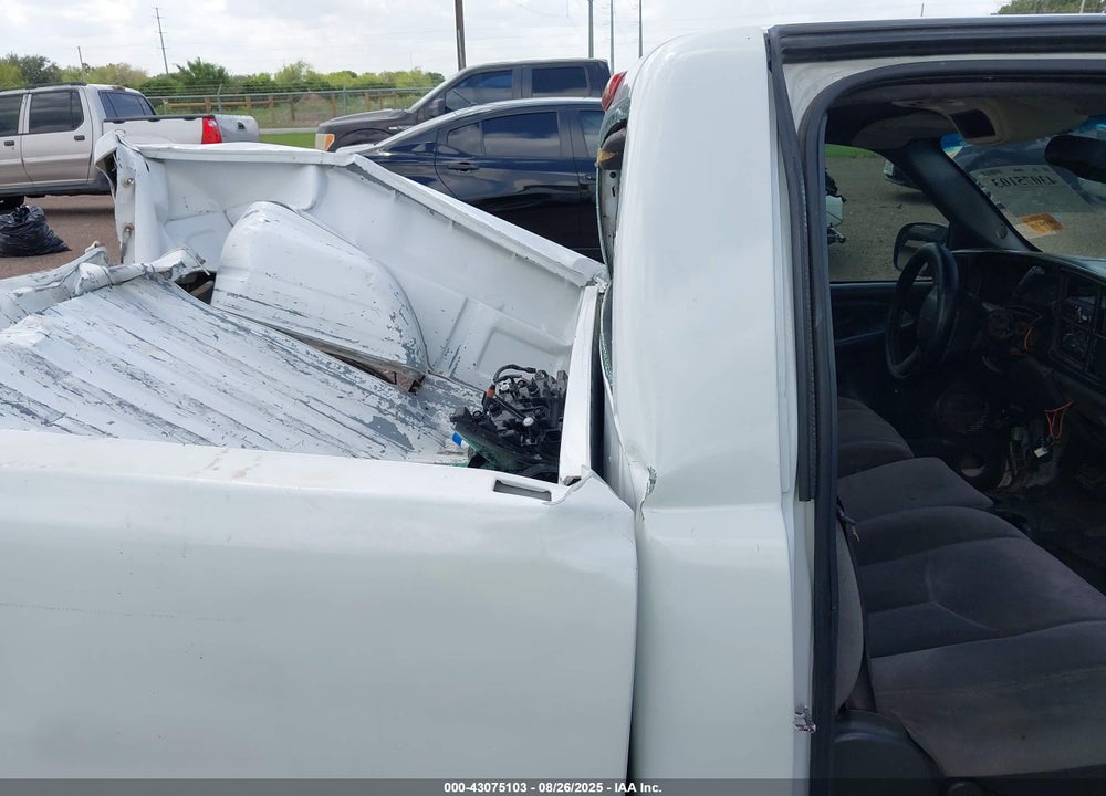 2001 CHEVROLET SILVERADO 1500 VIN: 1GCEC14W11Z236820