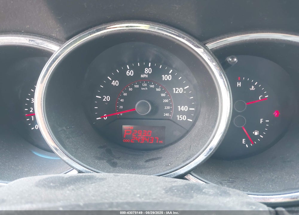 2011 KIA SORENTO VIN: 5XYKUDA26BG061659