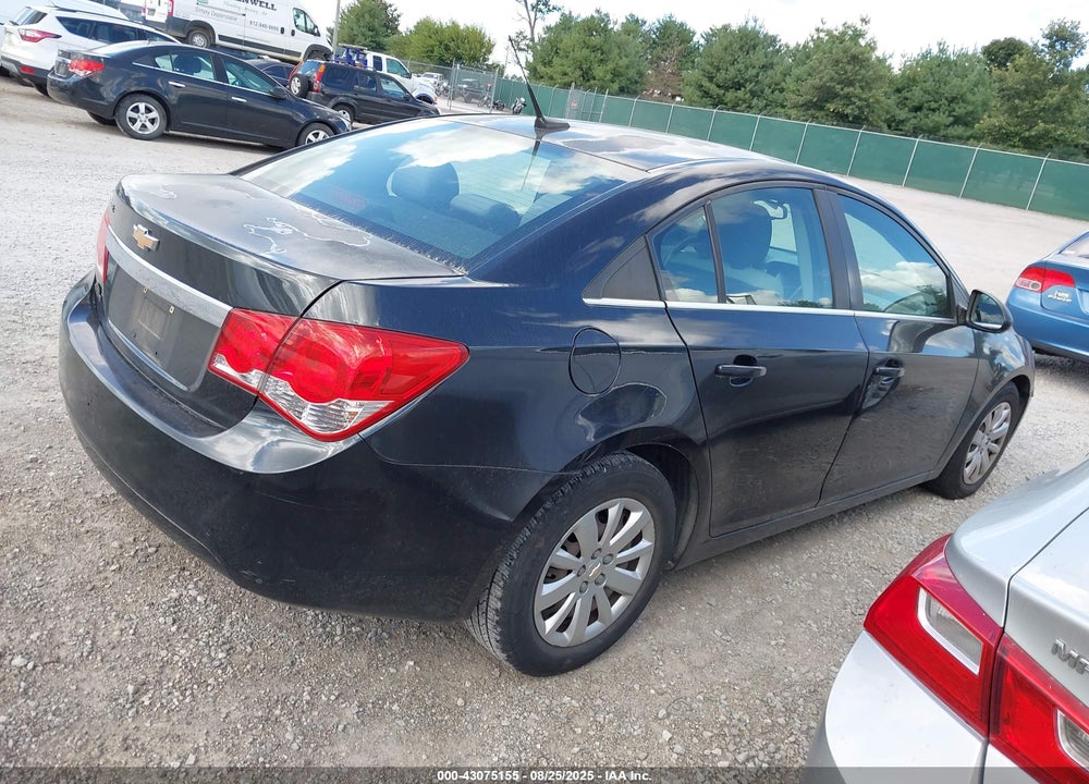 2011 CHEVROLET CRUZE VIN: 1G1PC5SH4B7176087