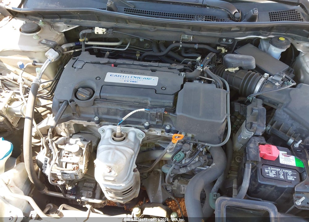 2015 HONDA ACCORD LX VIN: 1HGCR2F31FA042245