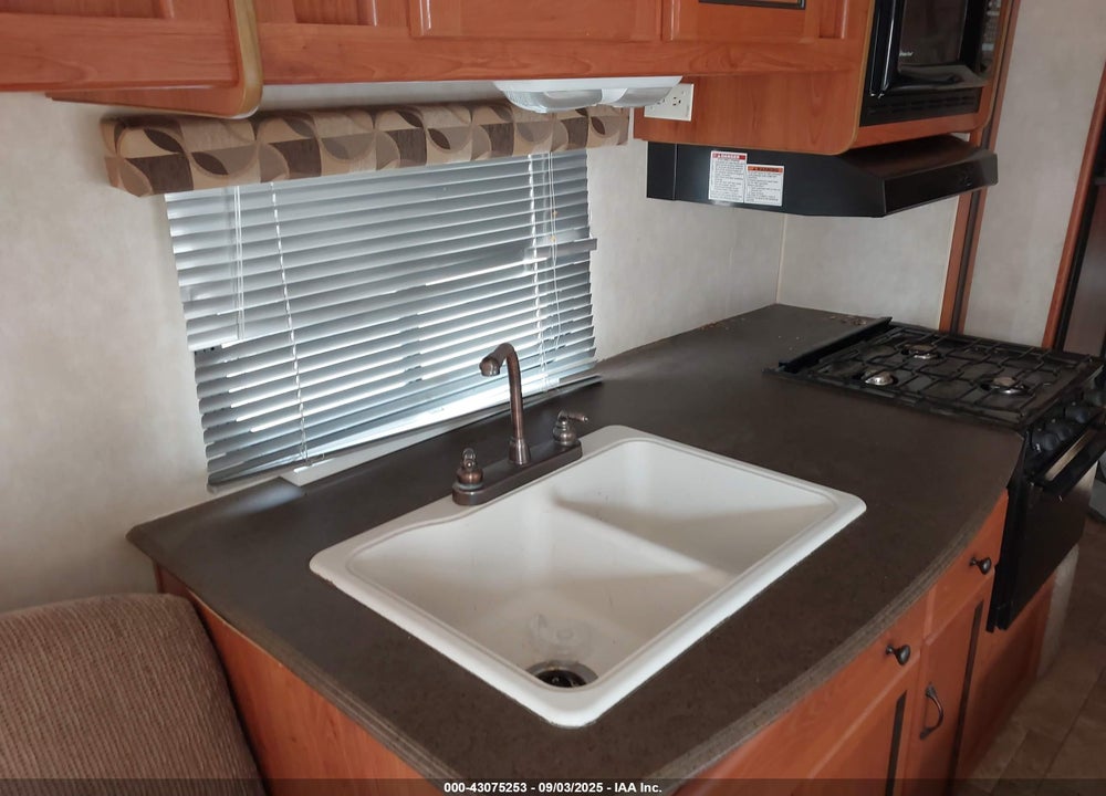 2010 COACHMEN OTHER VIN: 5ZT2FETBXAA001510
