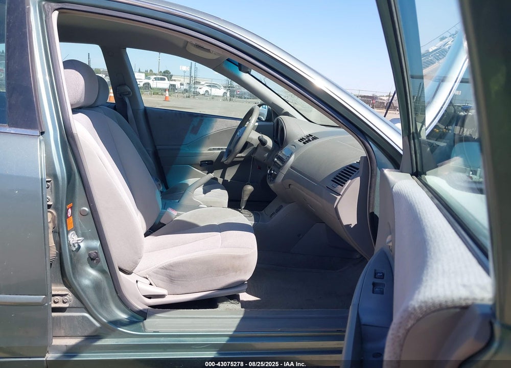 2002 NISSAN ALTIMA 2.5 S VIN: 1N4AL11E72C190964