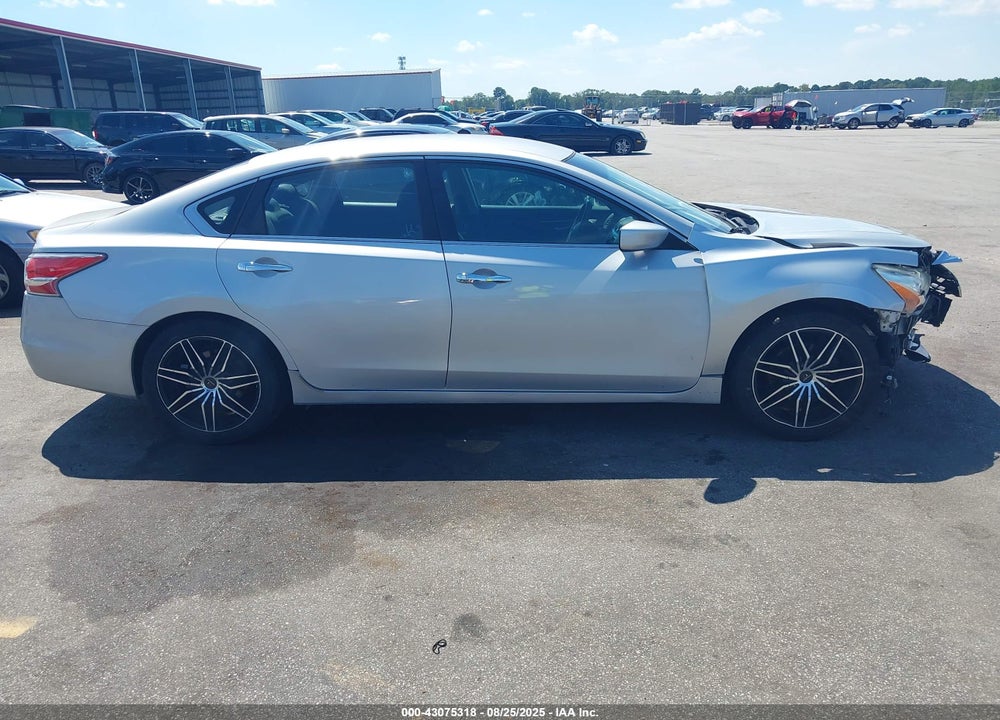 2015 NISSAN ALTIMA VIN: 1N4AL3AP2FN392148