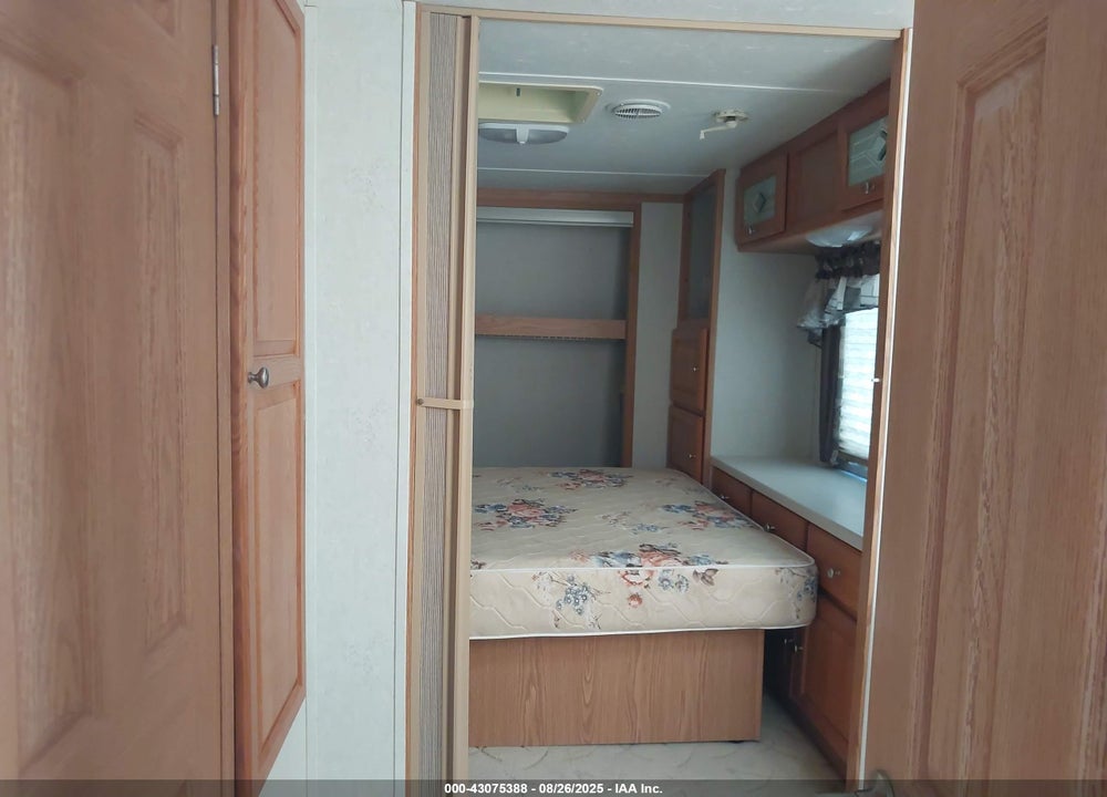 2004 PILGRIM INTERNATIONAL VIN: 5L4FM362541002036