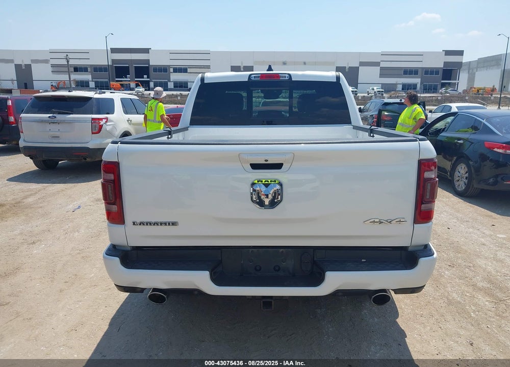 2021 RAM 1500 LAIE  4X4 5'7 BOX VIN: 1C6SRFJT4MN810113